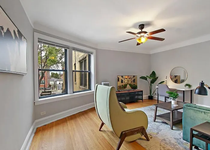 1br Vibrant & Inviting In - Montrose 2e Apartment