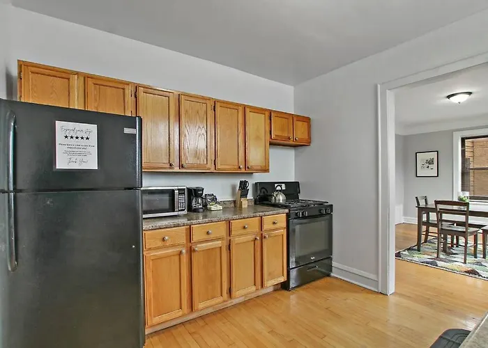 1br Vibrant & Inviting In - Montrose 2e * Chicago